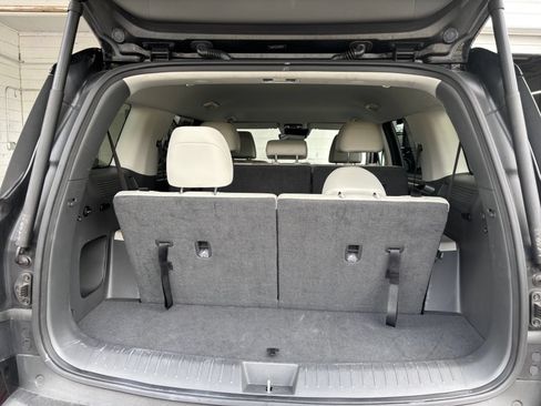 Used 2025 Hyundai Santa Fe SEL FWD image 35