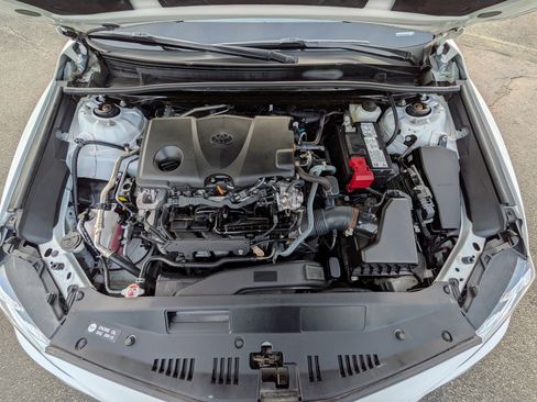 Used 2022 Toyota Camry LE image 22