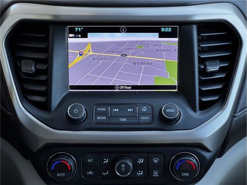 Used 2018 GMC Acadia Denali w/ Technology Package AWD/4WD image 23