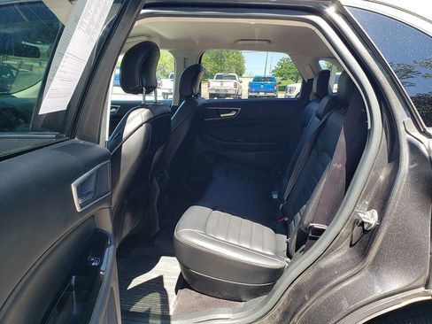 Certified 2019 Ford Edge SEL w/ Equipment Group 201A FWD image 7