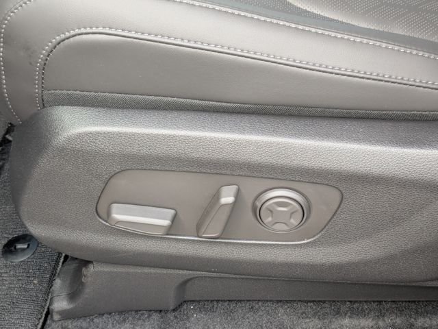 New 2026 Kia Carnival EX FWD image 20
