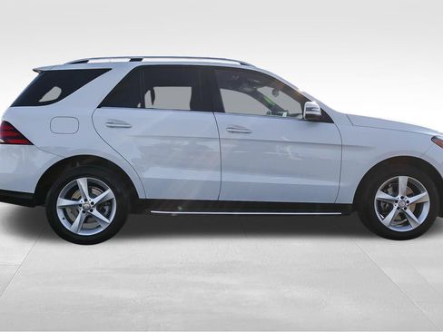 Used 2016 Mercedes-Benz GLE 350 4MATIC image 4