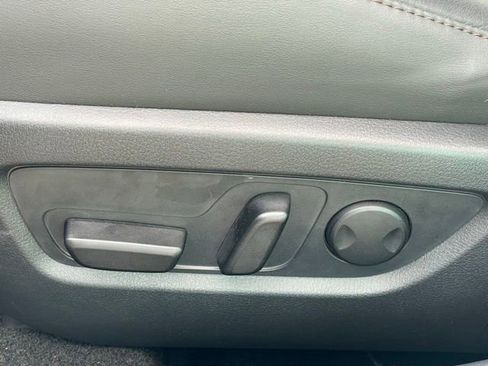 Used 2023 MAZDA CX-30 AWD 2.5 S w/ Premium Package image 13