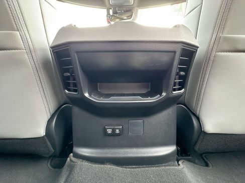 Used 2025 Toyota Tundra Limited image 20