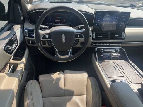 Used 2022 Lincoln Navigator L Reserve AWD/4WD image 17