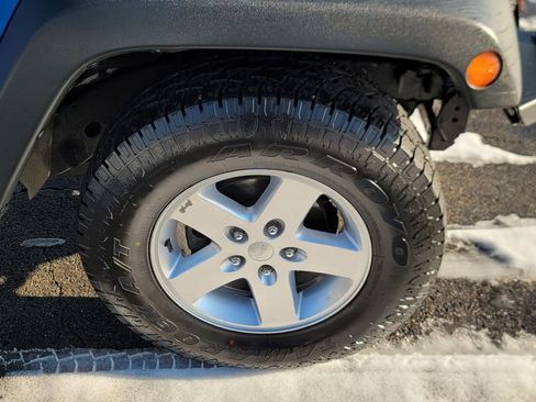 Used 2016 Jeep Wrangler Unlimited Sport image 15