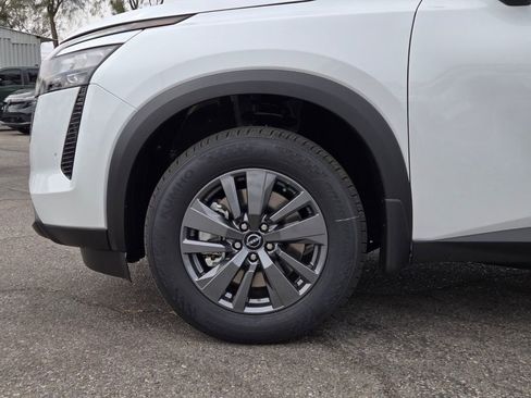 New 2026 Nissan Pathfinder SV FWD image 5