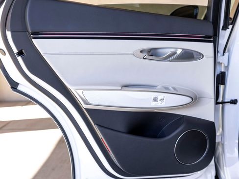New 2026 Genesis GV70 2.5T Advanced AWD/4WD image 20