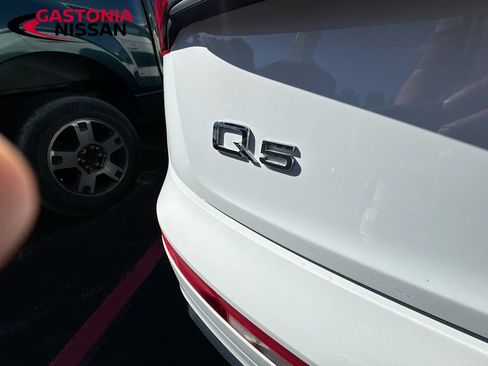 Used 2022 Audi Q5 2.0T Premium AWD/4WD image 42