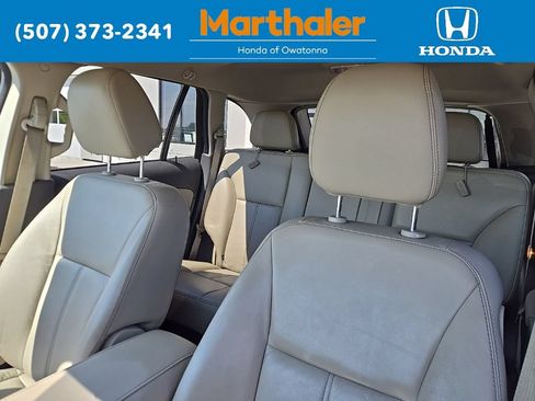 Used 2013 Ford Edge SEL FWD image 10