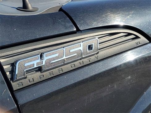 Used 2013 Ford F250 XL image 6