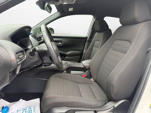 Certified 2024 Honda HR-V Sport image 9