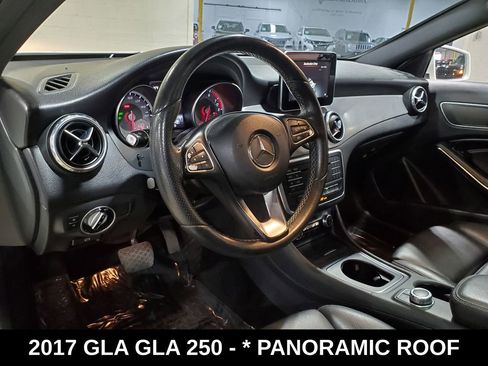 Used 2017 Mercedes-Benz GLA 250 image 7