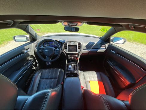 Used 2023 Chrysler 300 S RWD image 17
