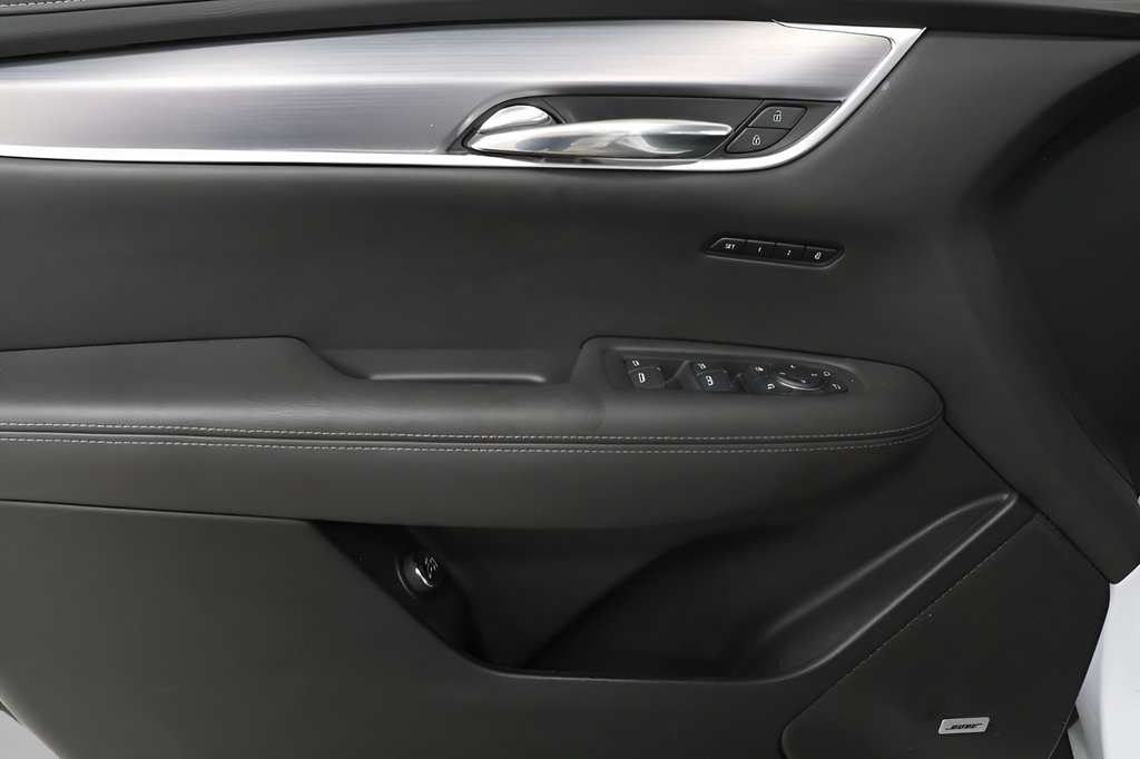 Used 2024 Cadillac XT6 Luxury w/ LPO, Floor Liner Package AWD/4WD image 23