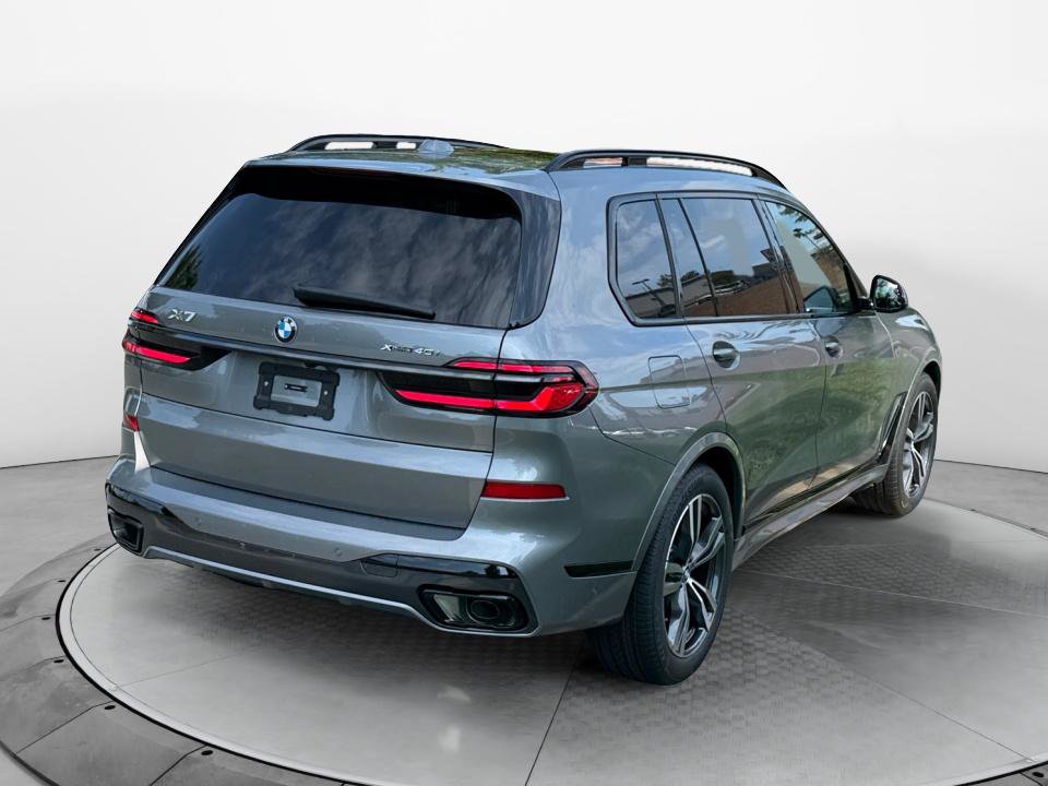 New 2027 BMW X7 xDrive40i w/ M Sport Package AWD/4WD image 7