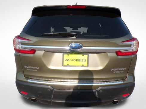 Used 2025 Subaru Ascent Limited AWD/4WD image 3