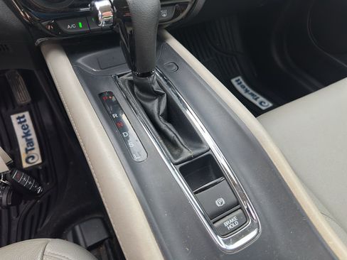 Used 2019 Honda HR-V LX image 30