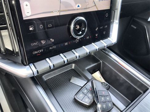 New 2026 GMC Acadia Elevation w/ Elevation Premium Package image 18