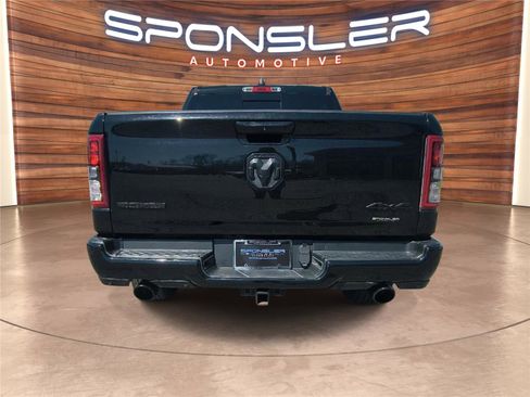 Used 2020 RAM 1500 Big Horn AWD/4WD image 6