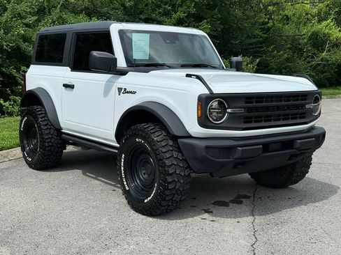 Used 2023 Ford Bronco 2-Door w/ Sasquatch Package AWD/4WD image 12