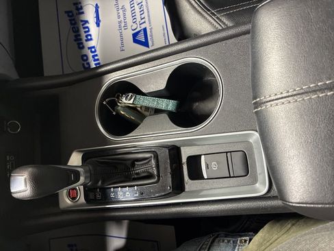 Used 2022 Nissan Altima 2.5 SV image 19