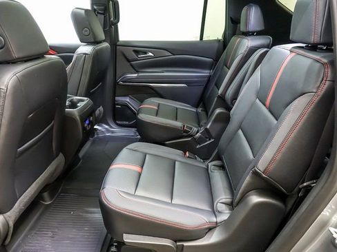 New 2026 Chevrolet Traverse RS w/ LPO, Floor Liner Package image 10