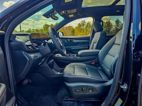 New 2026 Buick Enclave Sport Touring w/ Power Package image 15