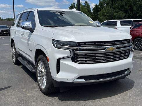 Used 2023 Chevrolet Tahoe Premier AWD/4WD image 2