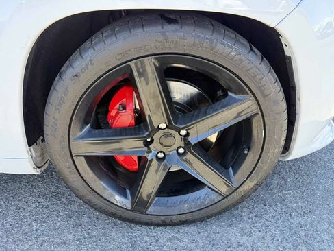 Used 2013 Jeep Grand Cherokee SRT8 AWD/4WD image 7