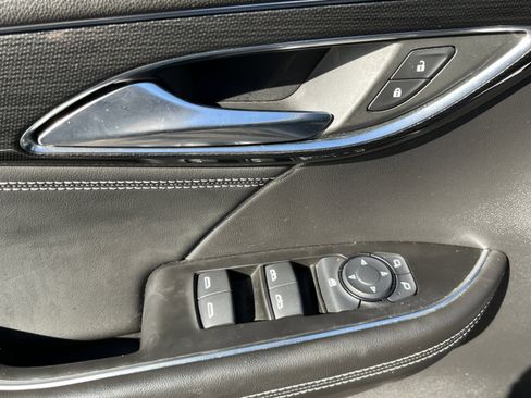 Used 2021 Buick Envision Preferred AWD/4WD image 19
