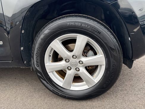 Used 2007 Toyota RAV4 Limited image 11