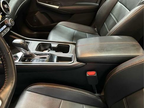 Certified 2024 Nissan Sentra SR w/ SR Premium Package image 17