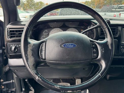 Used 2004 Ford F350 Harley-Davidson image 17
