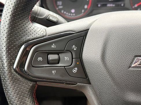 Used 2024 Chevrolet Trax RS w/ Driver Confidence Package FWD image 20