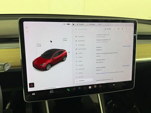 Used 2021 Tesla Model Y Long Range AWD/4WD image 38