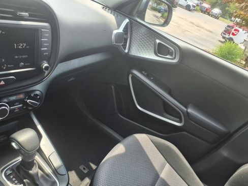 Used 2024 Kia Soul LX w/ Option Group 015 image 20