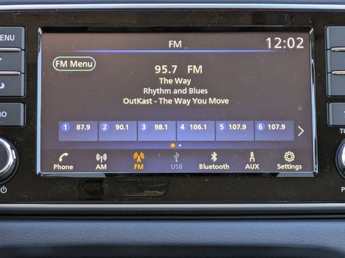 New 2025 Nissan Versa SV w/ Trunk Package image 17