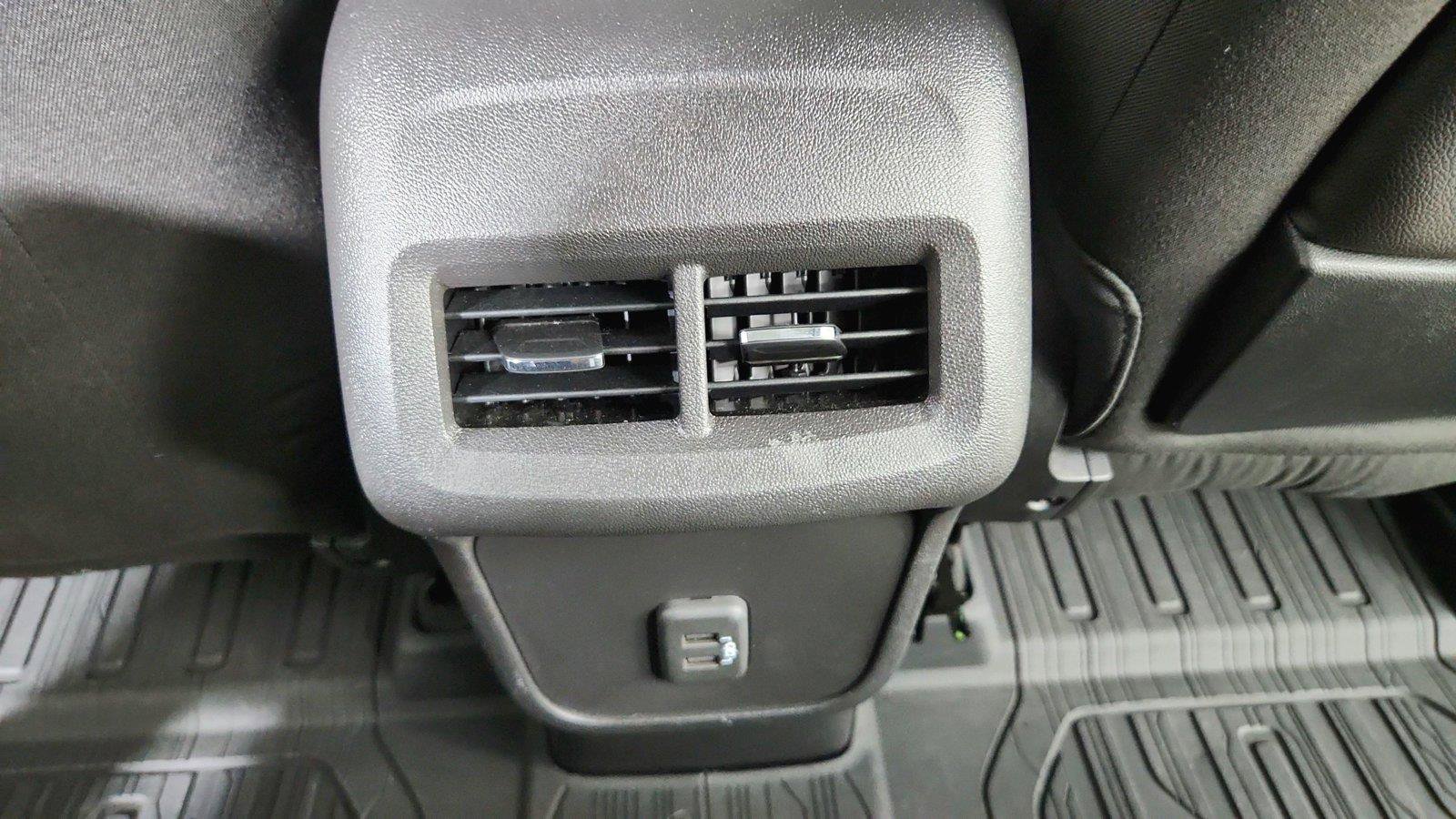 Used 2024 GMC Terrain SLE w/ LPO, Floor Liner Package AWD/4WD image 21