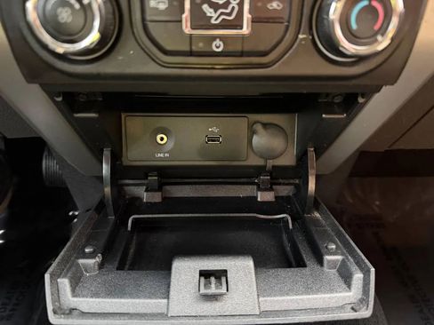 Used 2014 Ford F150 XLT w/ Equipment Group 302A Luxury image 23