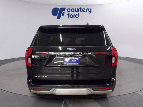 Certified 2025 Ford Expedition Platinum w/ Driver's Package AWD/4WD image 6