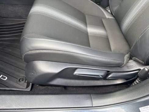 Used 2025 Honda Civic Sport image 11