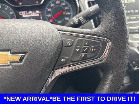 Used 2017 Chevrolet Cruze LT w/ Convenience Package image 14