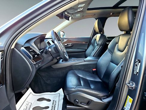 Used 2016 Volvo XC90 T6 Momentum w/ Protection Package Plus image 7