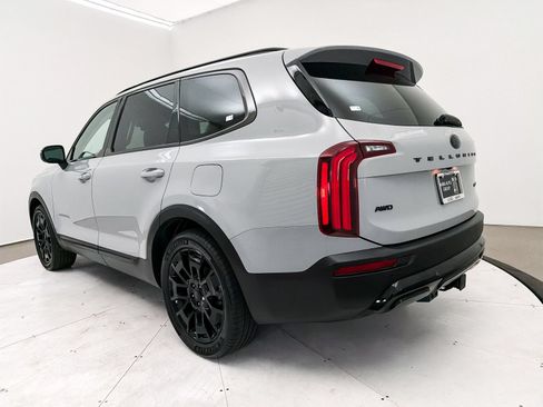 Certified 2021 Kia Telluride EX w/ EX Premium Package AWD/4WD image 16
