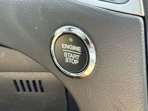 New 2024 Ford Edge SE w/ Black Appearance Package image 23