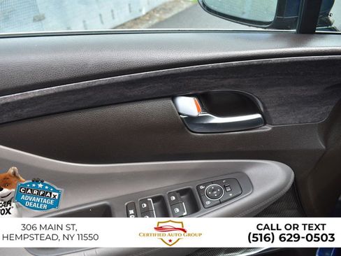 Used 2020 Hyundai Santa Fe SEL w/ Convenience Package AWD/4WD image 11