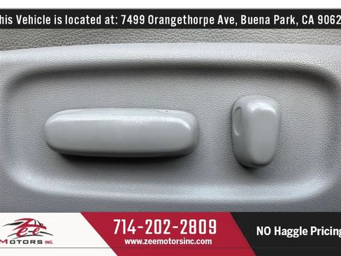 Used 2010 Toyota RAV4 Limited FWD image 41