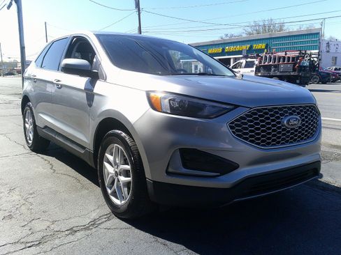 Used 2024 Ford Edge SEL AWD/4WD image 7