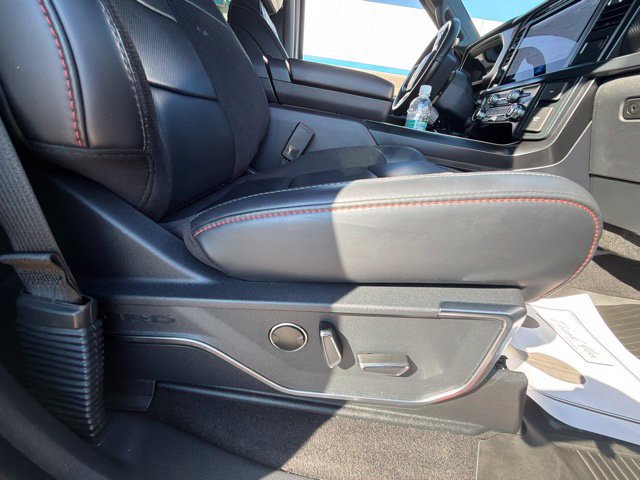Used 2025 Ford F150 Raptor AWD/4WD image 40